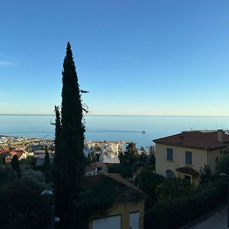 Le Vigia-Vue Mer-Terrasse-Climatisation-Parking Menton Exterior photo
